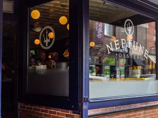 neptune-oyster-boston-restaurant